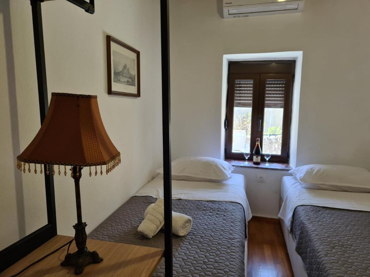 Cosmos Old Town Appartement Rhodes City Buitenkant foto